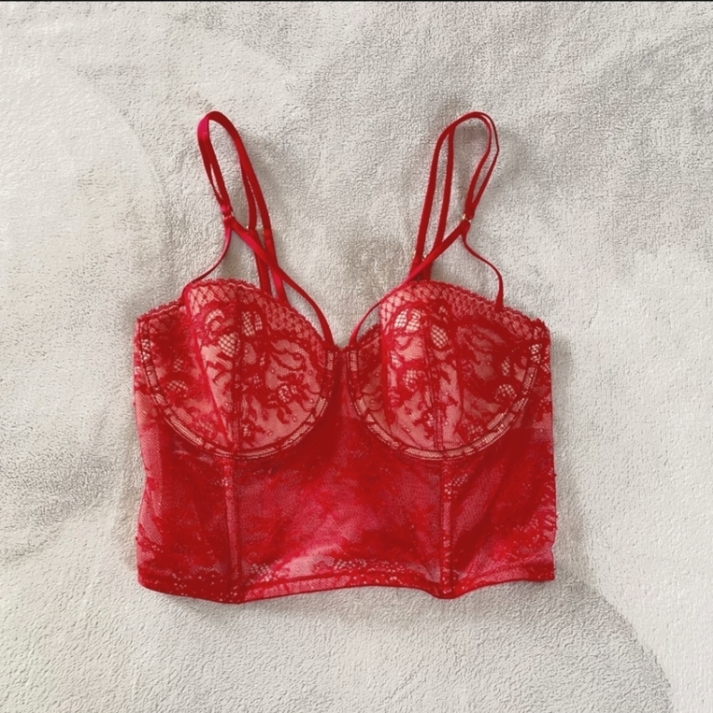 36C Victoria secret lightly bustier